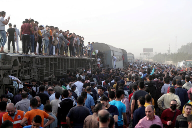 Egypt sacks rail authority chief after string of deadly accidents