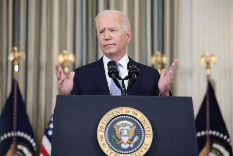 Biden risks losing support from Democrats amid DC gridlock