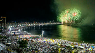 Rio’s low-key New Year produces half as much rubbish as other cities.