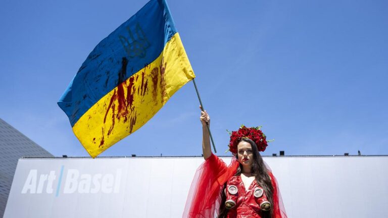 Support for Ukraine is shown at a major art fair in Switzerland.