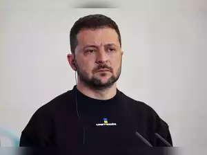 Zelenskiy claims that the Ukrainian onslaught is moving more slowly than he had hoped and that Putin has noticed a slowdown.