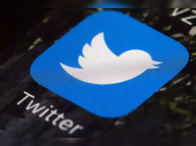 Twitter’s Ad Revenue Plummets by Half Since Elon Musk’s Acquisition￼