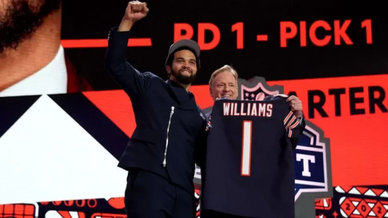 Bears pin hopes on Williams – meet NFL’s next superstar